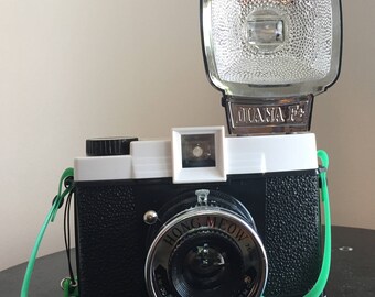 Diana F Camera + Hong Meow Edition (Ltd. edition)