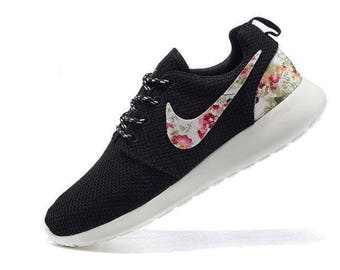 nike roshe with speckled sole nike roshe with speckled sole