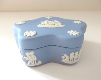 Wedgwood vintage blue 1970's trinket box, Ring box, Jewellery box