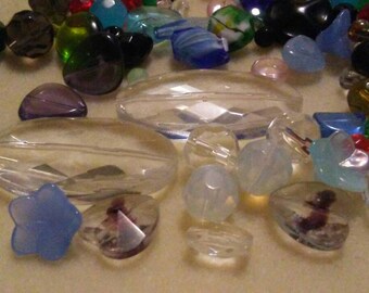 1 lb mixed glass and crystal bead lot, bead haul, bead destash, bead soup, jewelry and beading supplies