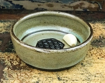 Ceramic Garlic Grater Bowl - Garlic Grater Dish - Ginger Grater