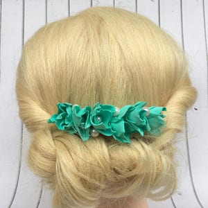 Wedding floral headpiece Flower hair piece Girl hair comb Bridesmaid comb Flowers Hair flowers Hair comb Mint wedding Bridesmaid flowers