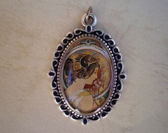 Alphonse Mucha art pendant, Alphonse Mucha art, Art Nouveau, Pendant art, Art Nouveau jewelry, Resin Jewelry, Gift for her