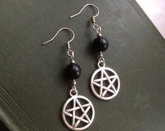 Pentacle earrings | pentagram earrings | bead earrings | goth jewellery | goth jewelry | witchy jewelry | witchy jewellery | french hooks