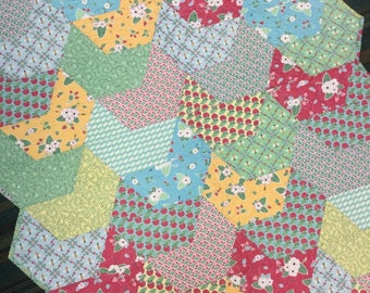 Splash quilt, lap quilt, throw quilt, handmade