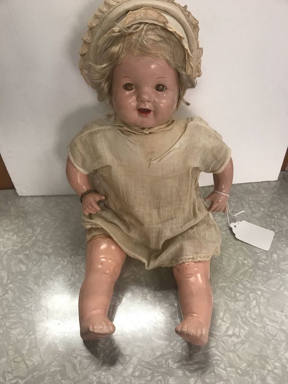 Antique Dream baby doll