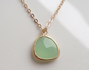 Jade Green Friendship Necklace - Everyday Necklace, Minimal Necklace, Gold Necklace, Friendship Jewellery, Jade Necklace, Jade Jewellery