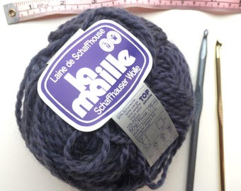 Wool yarn worsted, Wool Alpaca yarn, wool yarn chunky, wool yarn for knitting, blue wool, discontinued yarn, destash yarn, wool blend yarns