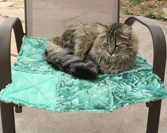Small Dog Blanket, Cat Blanket, Pet Bed, Pet Accessories, Washable Pet Bed, Fabric Cat Bed, Green Cat Blanket, Sofa Pet Cover, Cat Throw