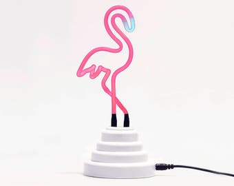 Flamingo Mini Neon Light Sign, battery and USB powered, perfect for desk, dorm or children bedroom.