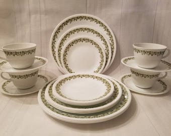 Vintage Corelle Crazy Daisy 20 Piece Dinnerware Set ~ Service for 4 ~ Dinner, Lunch, and Bread Plates, Cup and Saucer ~ Spring Blossom