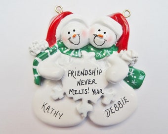 Best Friends Snow Couple Ornament - Friendship Never Melts Personalized Christmas Ornament