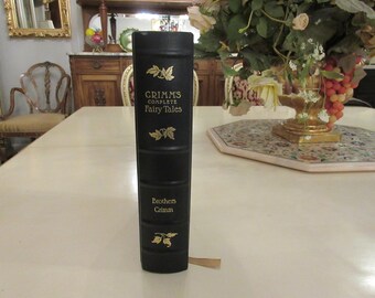 GRIMM'S COMPLETE FAIRY Tales by Brothers Grimm