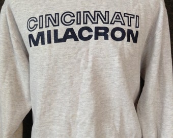Vintage Cincinnati Milacron sweatshirt USA L
