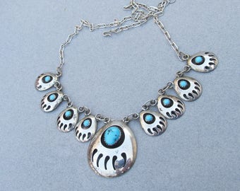 Vintage 1980's Native American Navajo Sterling Silver Bear Claw Shadow Box Necklace
