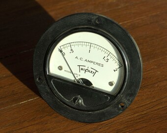 Vintage Triplet 0-2 Amperes Amps AC Alternating Current Gauge Model 331-S - Made In USA by Triplett Electric Instrument co. Bluffton, Ohio