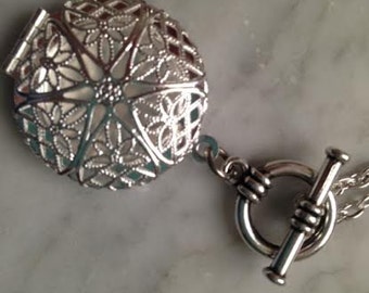Simple Filigree locket or Essential Oil Diffuser Necklace with Toggle Clasp-Comes with Leather pads-Aromatherapy Necklace