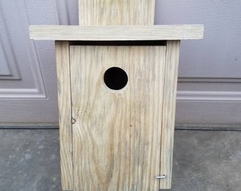 Bluebird Bird House - Handmade Birdhouse - Mothers Day Gift - Spring Gift- Treated Birdhouse - Natural Birdhouse -Outdoor/Wildlife Decor