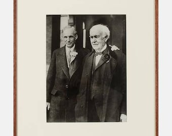 ANTIQUE Photoworld Newsphoto, (20th Century) - Henry Ford and Thomas Edison, c. 1926, Previously owned and from a wealthy estate sale.