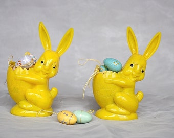 Yellow Easter Bunnies - Vintage Easter Decor - Vintage Easter Candy Container - Rosbro Plastics - Vintage Candy Container - Rabbit Decor