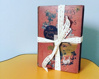 Bundle of 2x Vintage Books