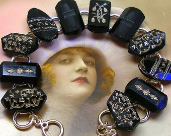 1800s BUTTON bracelet, Victorian black glass with silver, 7.75" bracelet. Antique button jewellery.