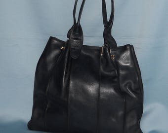 Authentic vintage bag! Genuine leather!