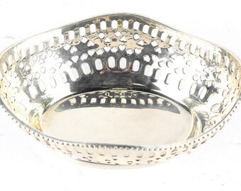 Pewter Powder Bowl by Kirk Stieff