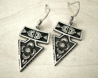 Silver drop earrings,silver dangle earrings,boho silver earrings,bohemian jewelry,silver hoop earrings,boho earrings,sterling silver earring
