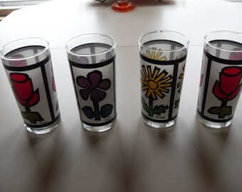 Vintage,retro,Flower Decorated Drinking Glasses