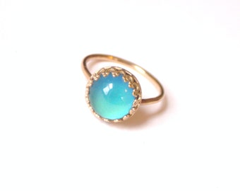Mood Ring, 14kt Gold Crown with Color Changing Stone
