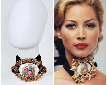Vintage 1992 DOLCE & GABBANA Christy Turlington Porcelain Romantic Painting Brooch
