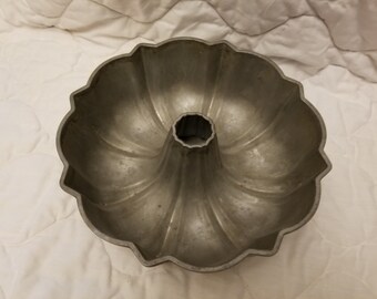 northland aluminum Bundt cake pan