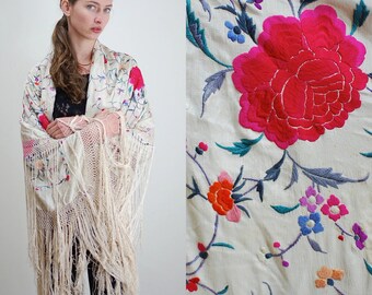 Silk Piano Shawl / Fringe Piano Shawl / Piano Shawl / Gypsy Shawl / Bohemian / 1920s Shawl / Silk Shawl / Antique / Collectible Shawl