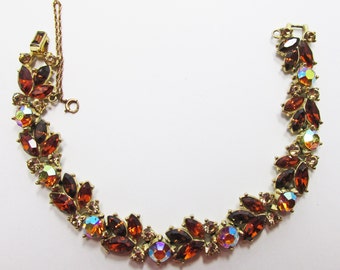 Vintage 1950s Signed Trifari Gold Toned Topaz and Citrine Rhinestone Bracelet