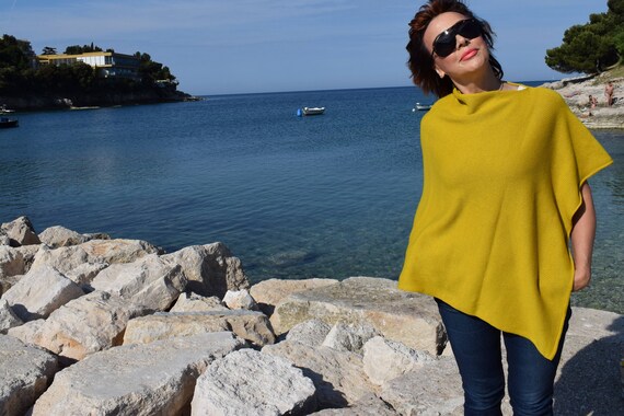 Womens Light Wool yellow Poncho .Plus Size Knit Mustard Cape .Womens Knit Wrap Poncho . Sunshine yellow Summer Womens Poncho .