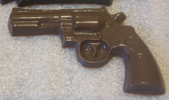 Small chocolate revolver gun party favor