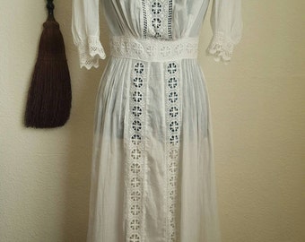 1910s Antique White Cotton Edwardian Tea Dress, Size Small