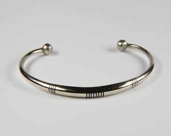 Tuareg Berber silver - ethnic jewelry bracelet niger burkina faso - handcrafted - handmade