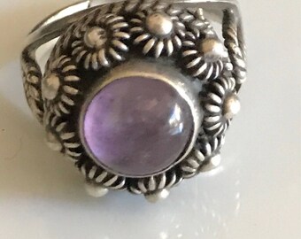 Vintage Sterling Amethyst Poison Ring