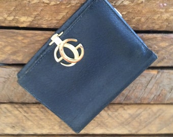 Vintage Gucci bifold leather wallet.