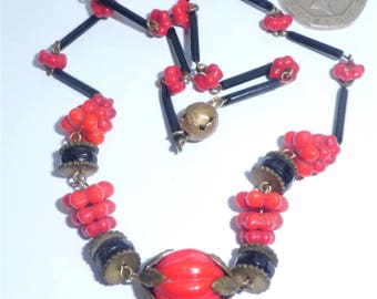 Vintage Art Deco Czech Glass Bead Necklace