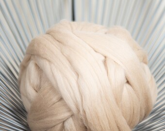 Giant chunky yarn 100 % merino wool tops yarn , to make chunky knitting cheap shipping good price 4 lbs!!! Almost 2 kg, chunky yarn, giant