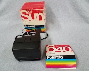 Vintage Polaroid 640 Land Camera