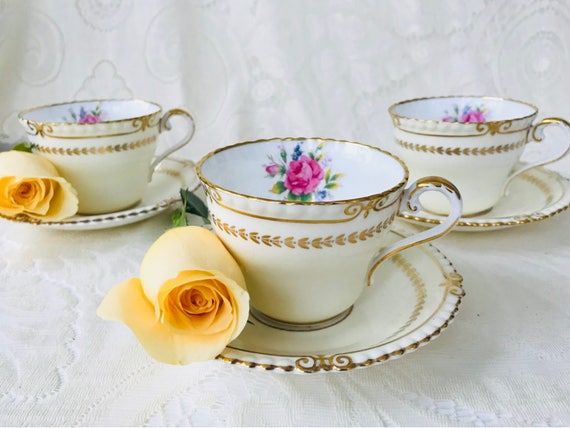 Aynsley Vintage 1930s Teacup Saucer Set Ivory Cream Gold Aynsley Vintage 1930s Teacup Saucer Set Ivory Cream Gold