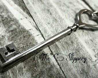 Heart Keys Skeleton Key Pendants Heart Top Keys Antiqued Silver Big Keys 84mm 1 piece