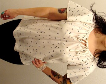 Vintage Flock of Seagulls Flounce Sleeve Shirt. Ladies Size Medium