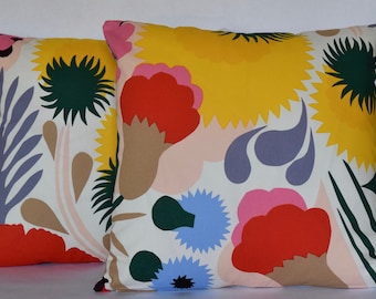Marimekko Pillow Cover, Handmade, Pattern "Ojakellukka" 18"x18" (45x45cm)