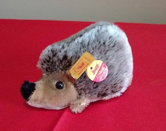 Vintage Steiff Hedgehog "Joggi" EAN No. 032257
