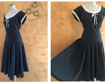 Vintage 1950s Dark Gray New Look Plus Size Dress - size L/XL